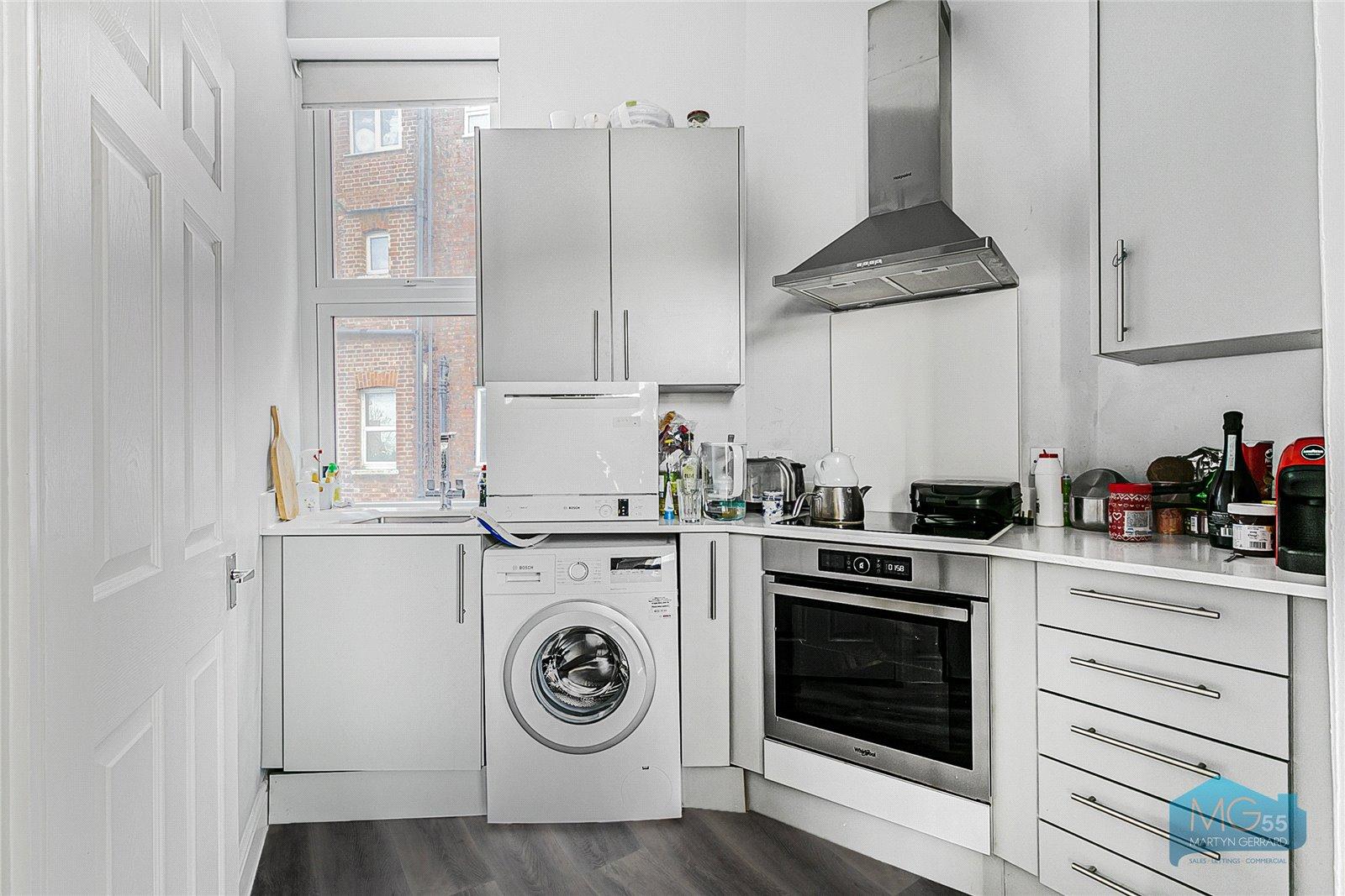 2 bedroom Maisonette to rent - Martyn Gerrard