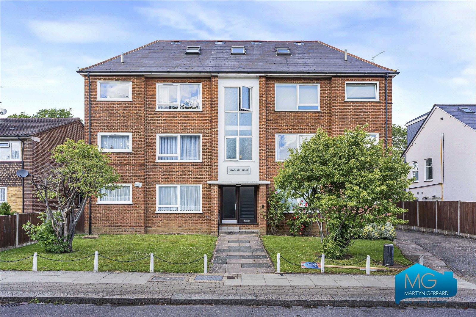 2 bedroom Apartment to rent - Martyn Gerrard