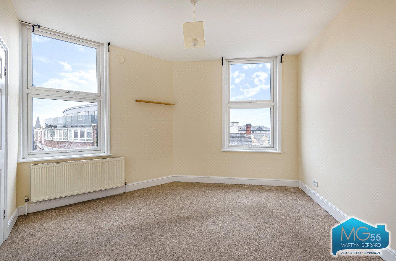 1 bedroom Apartment to rent - Martyn Gerrard