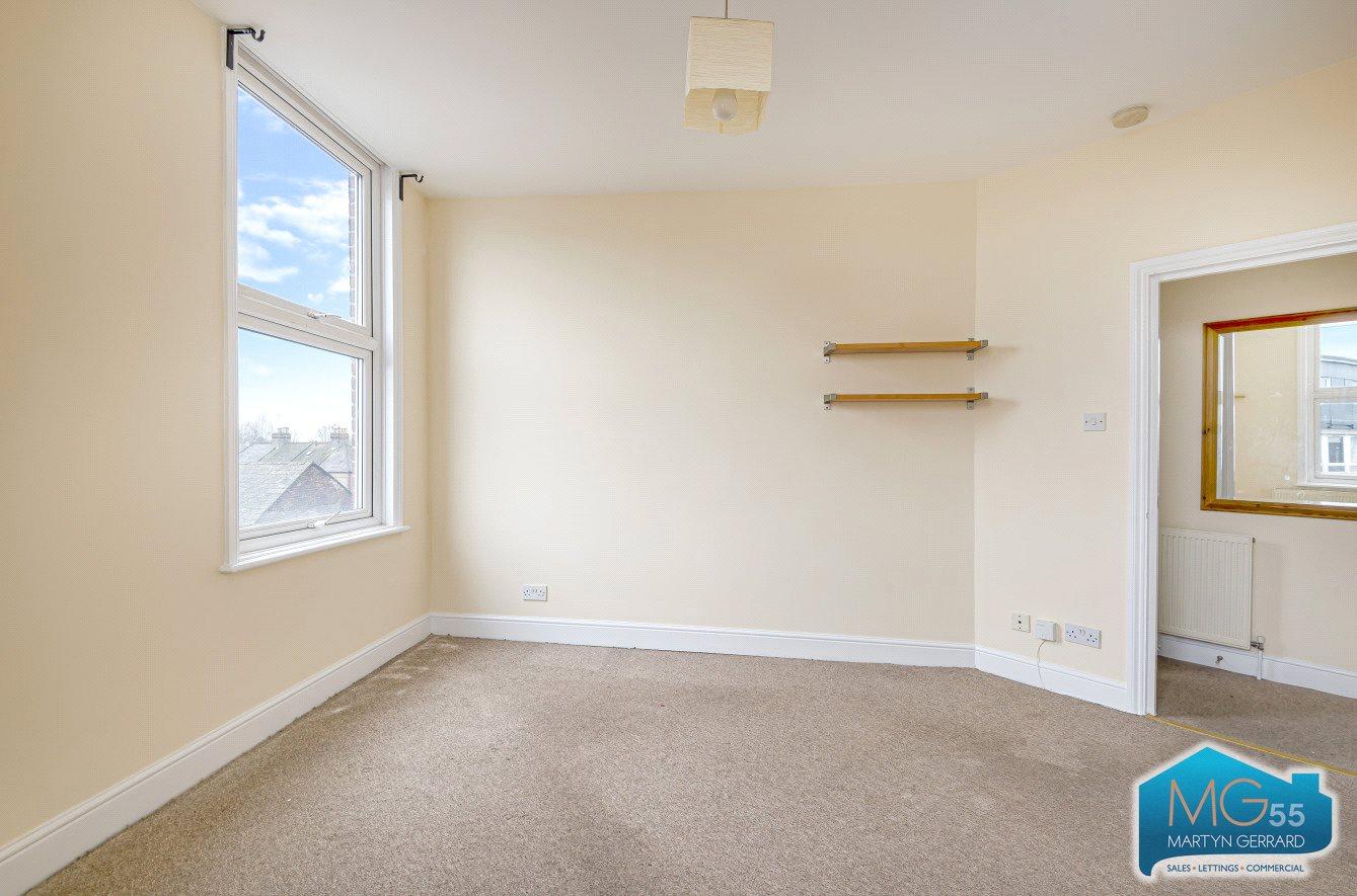 1 bedroom Apartment to rent - Martyn Gerrard
