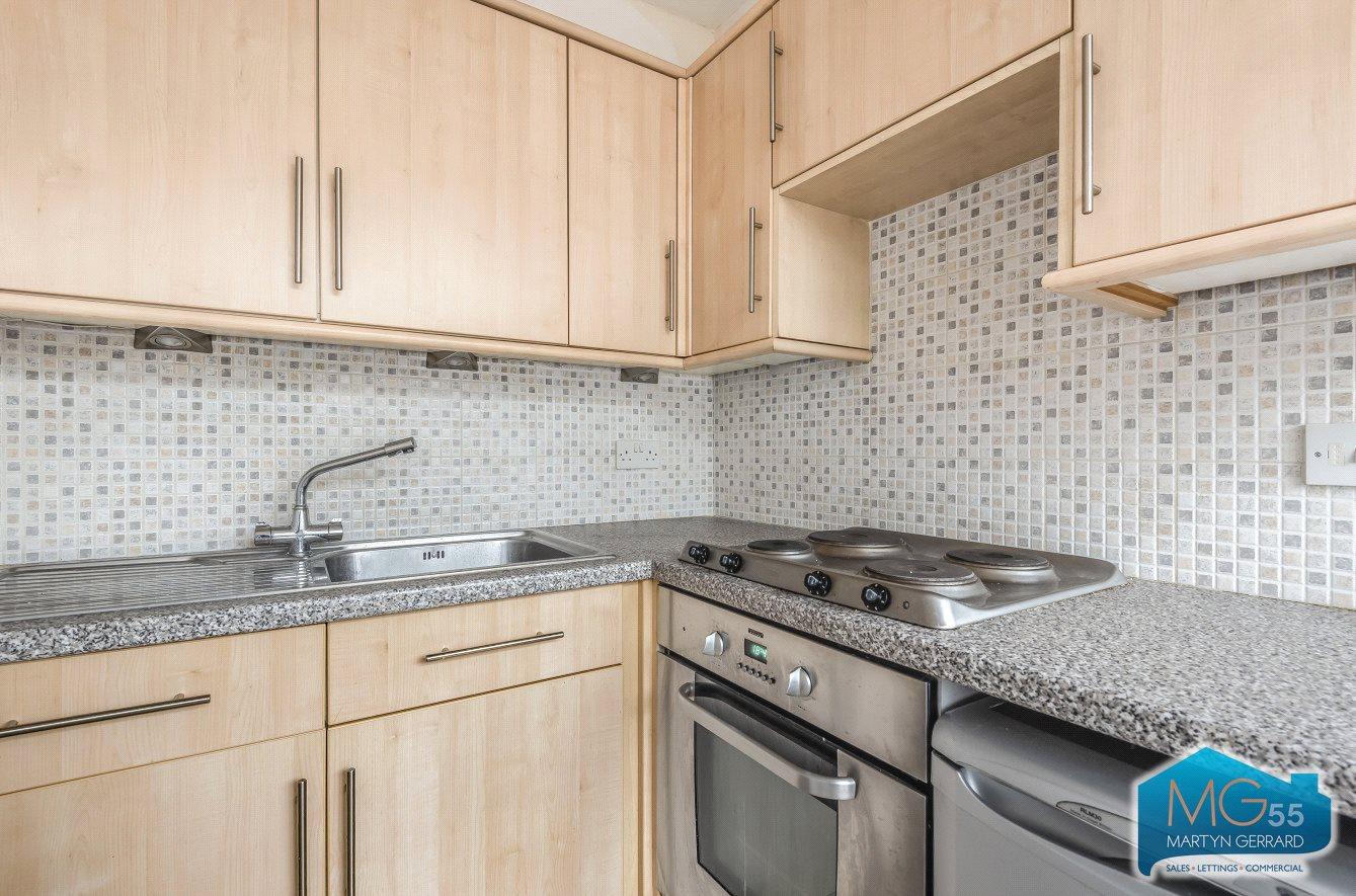 Apartment to rent - Martyn Gerrard