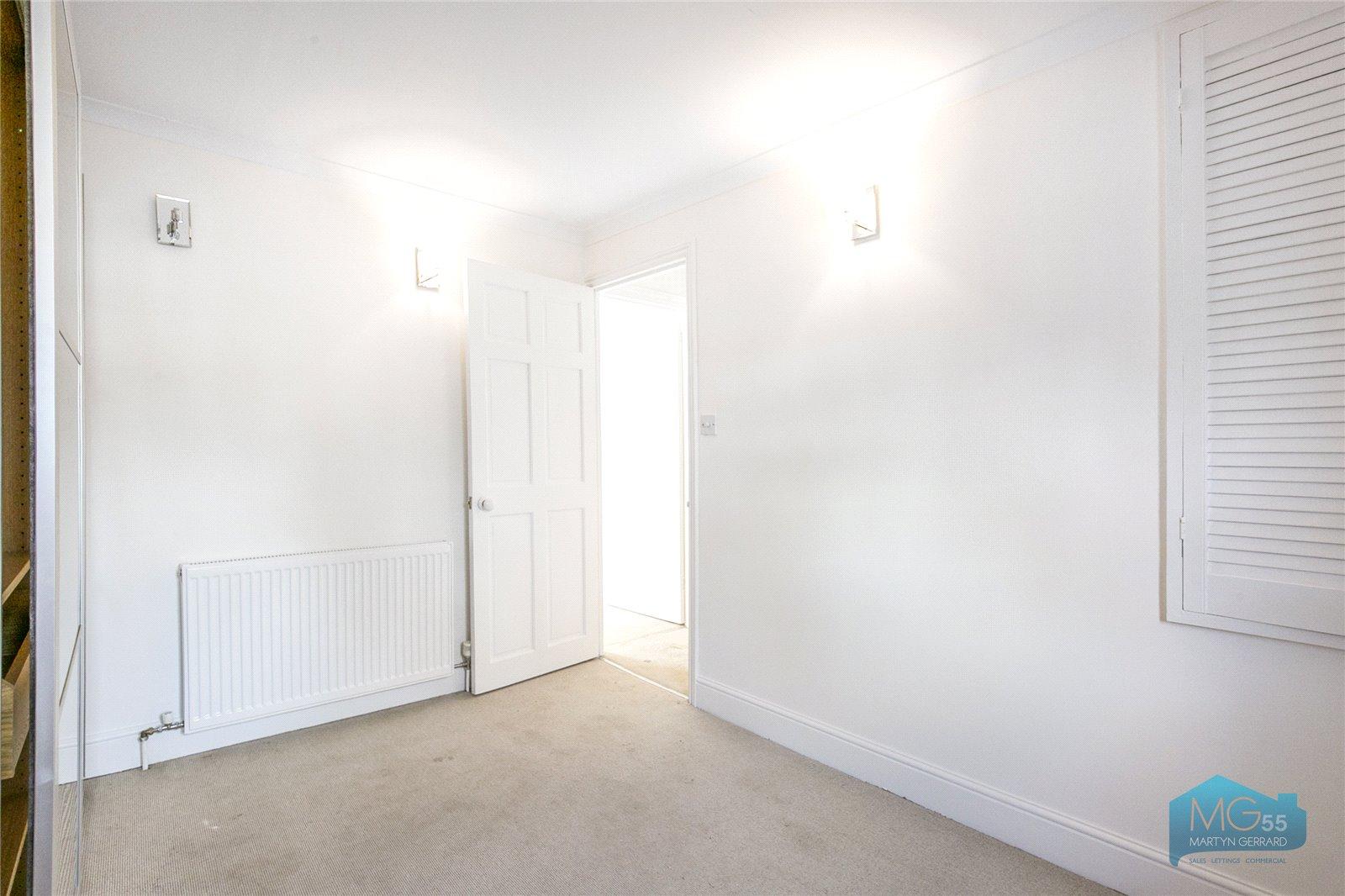 2 bedroom Terraced House to rent - Martyn Gerrard