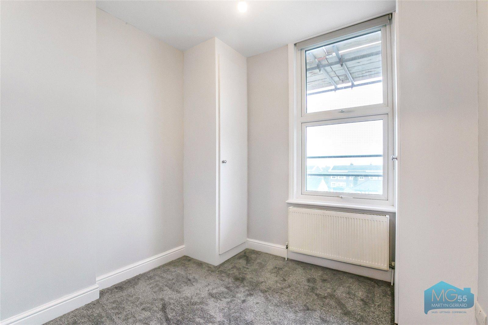 1 bedroom Apartment to rent - Martyn Gerrard