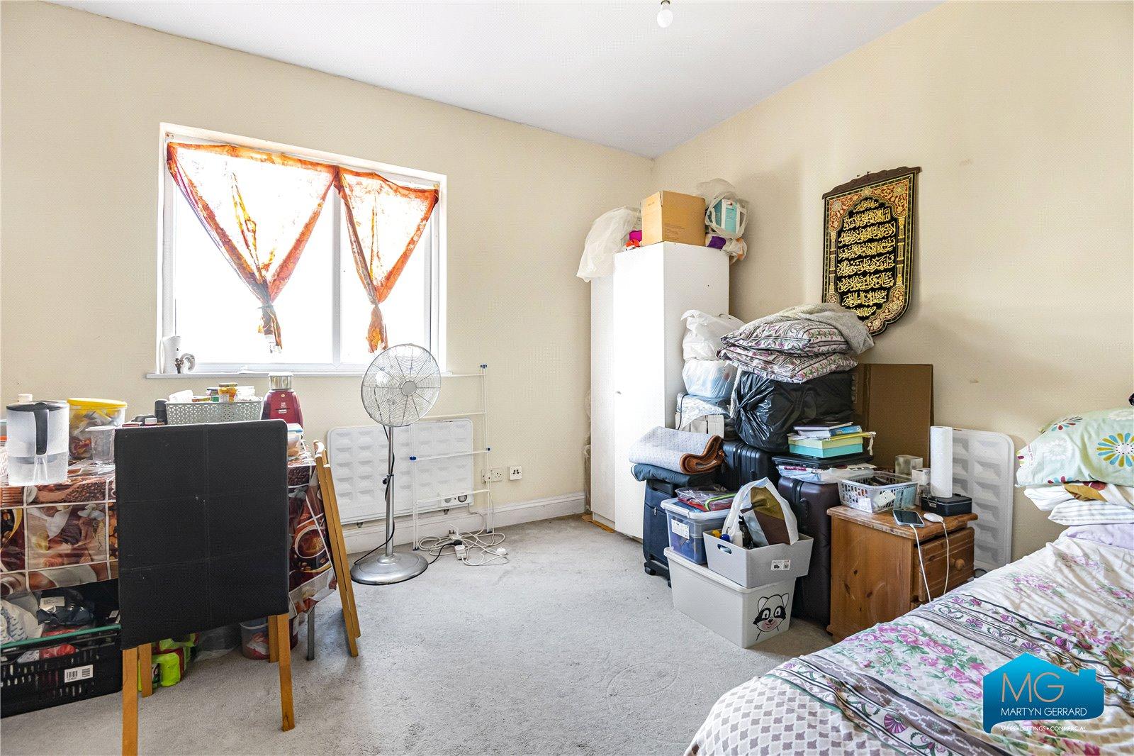 Apartment to rent - Martyn Gerrard