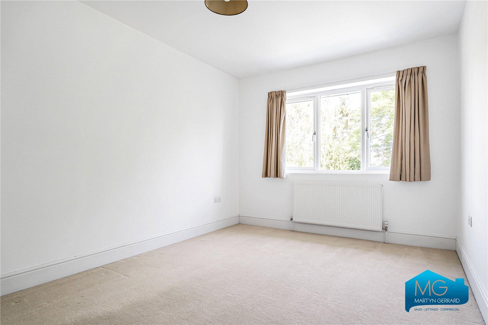 5 bedroom Detached House to rent - Martyn Gerrard