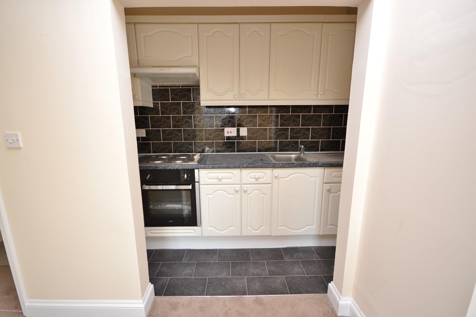 Apartment to rent - Martyn Gerrard
