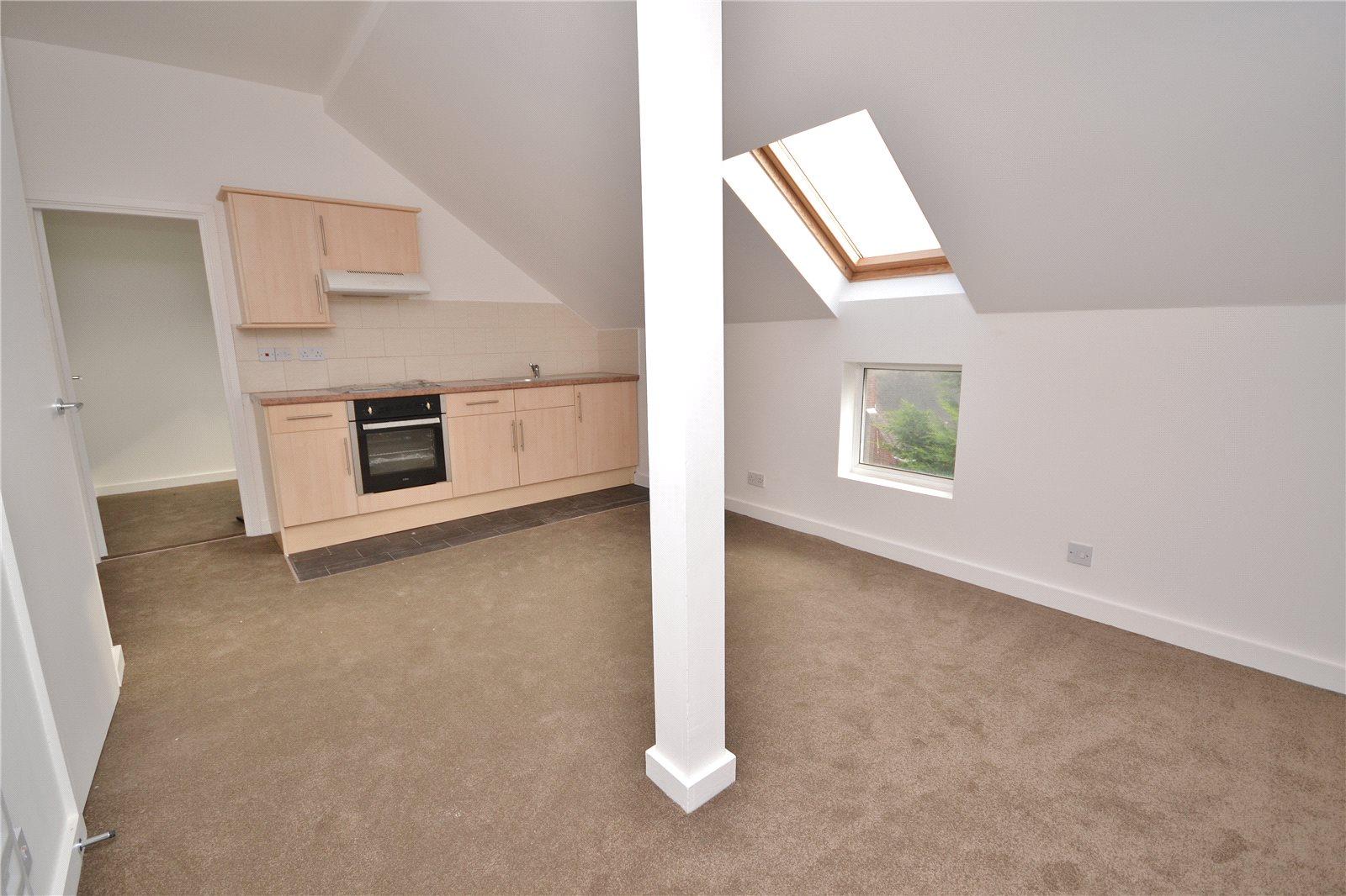 1 bedroom Apartment to rent + ' - Martyn Gerrard