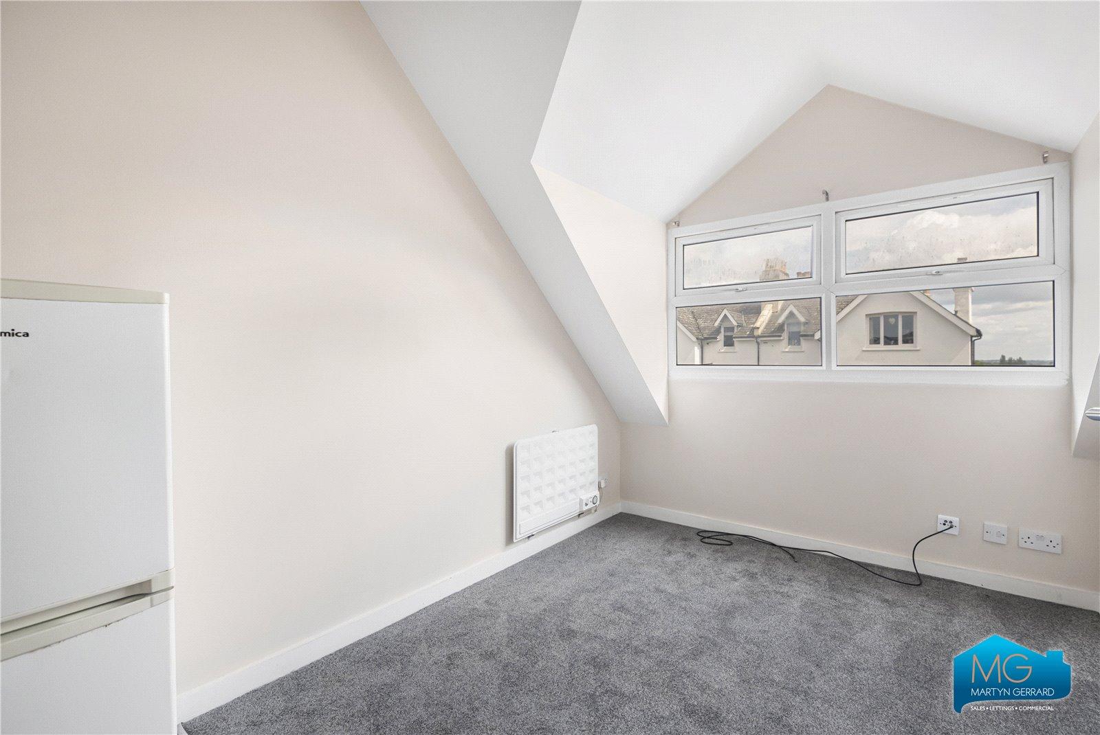 1 bedroom Apartment to rent - Martyn Gerrard