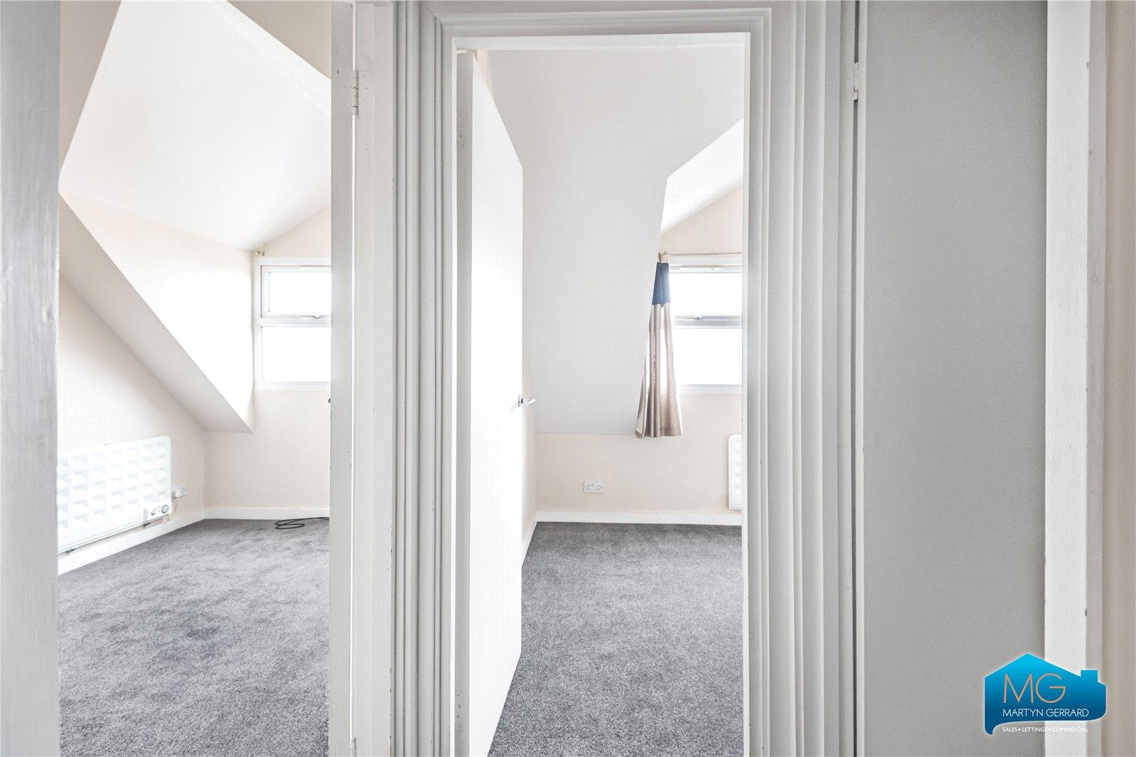 1 bedroom Apartment to rent - Martyn Gerrard