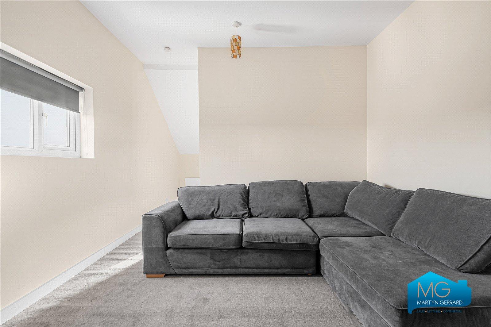 Apartment to rent - Martyn Gerrard