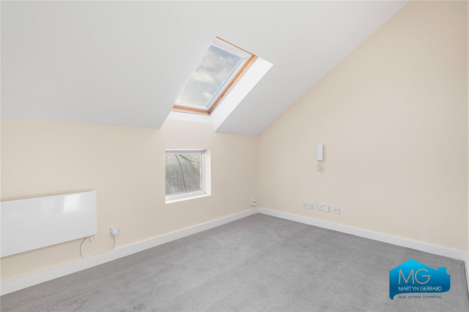 Apartment to rent - Martyn Gerrard