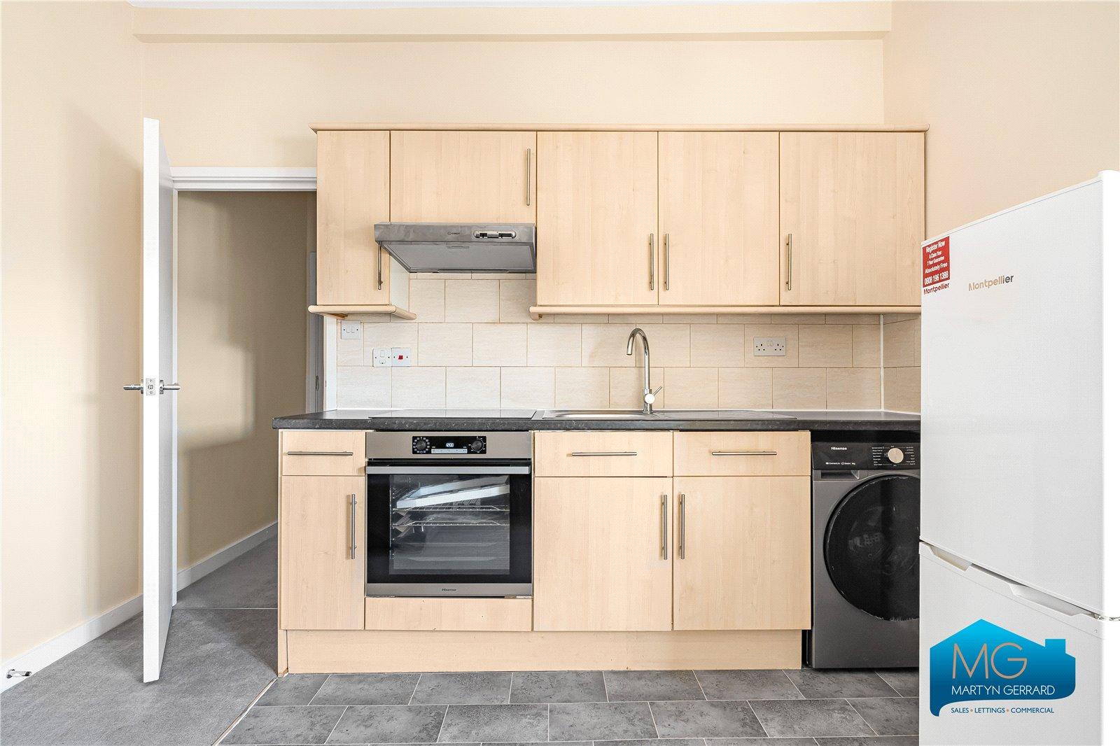 Apartment to rent - Martyn Gerrard