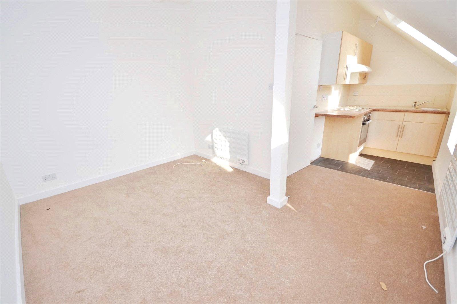 Apartment to rent - Martyn Gerrard