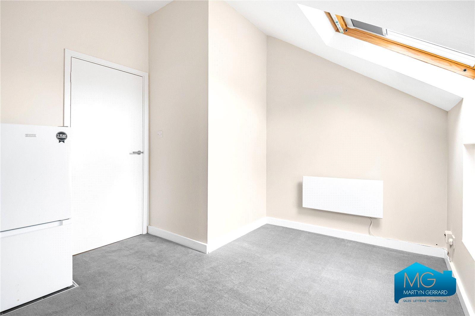 1 bedroom Apartment to rent - Martyn Gerrard
