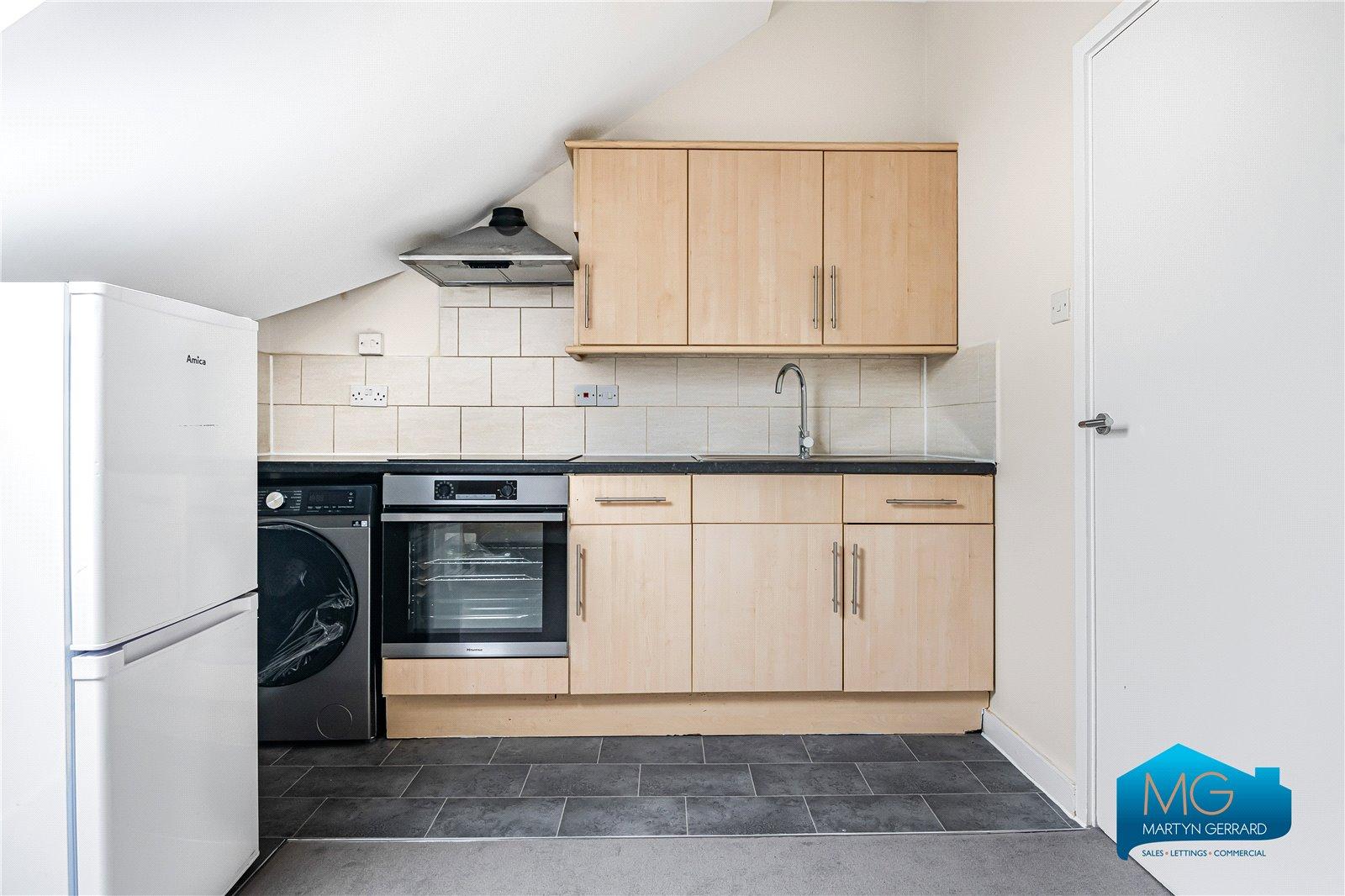 1 bedroom Apartment to rent - Martyn Gerrard
