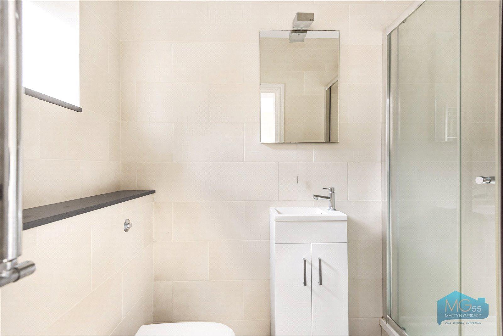 2 bedroom Apartment to rent - Martyn Gerrard