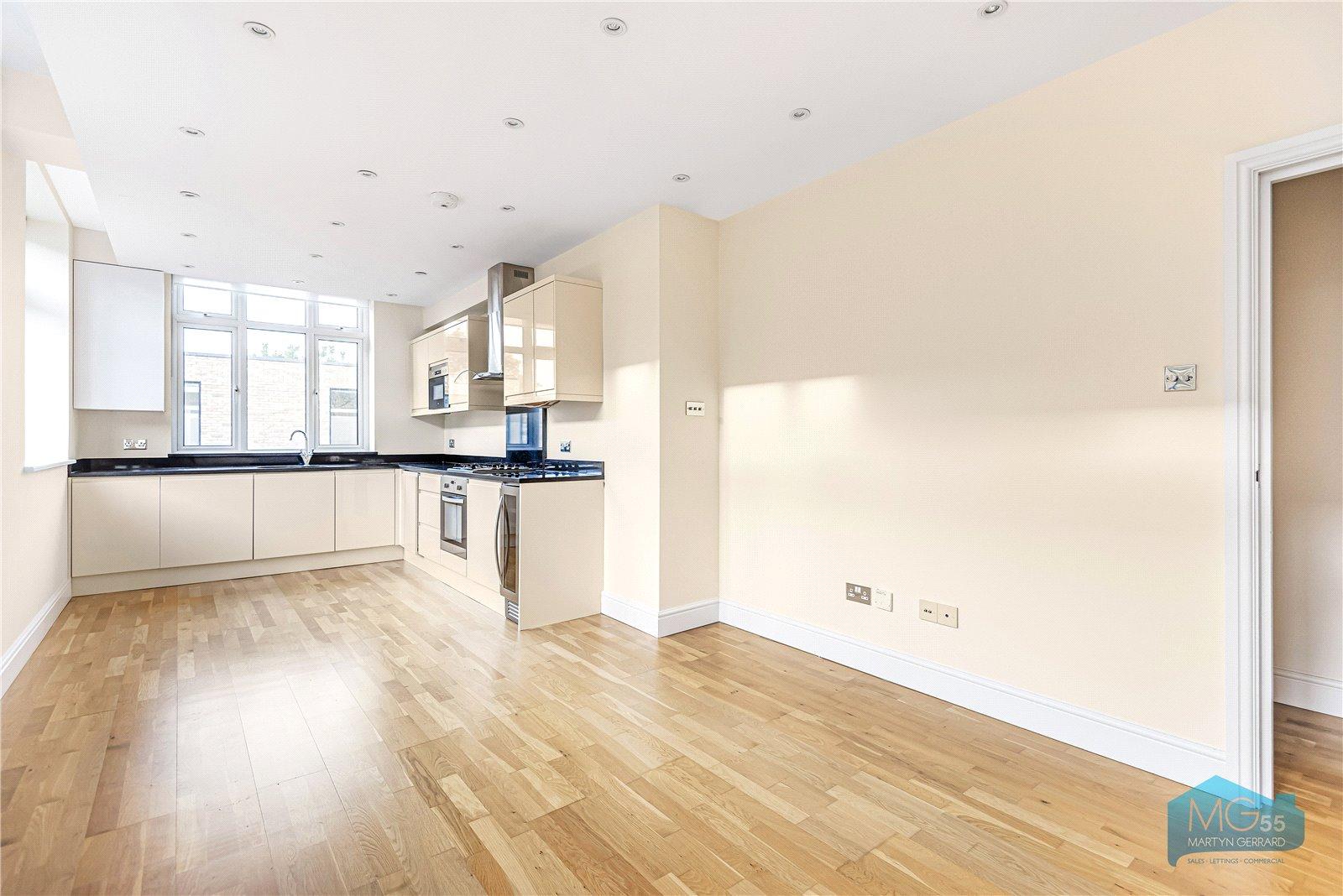 2 bedroom Apartment to rent - Martyn Gerrard