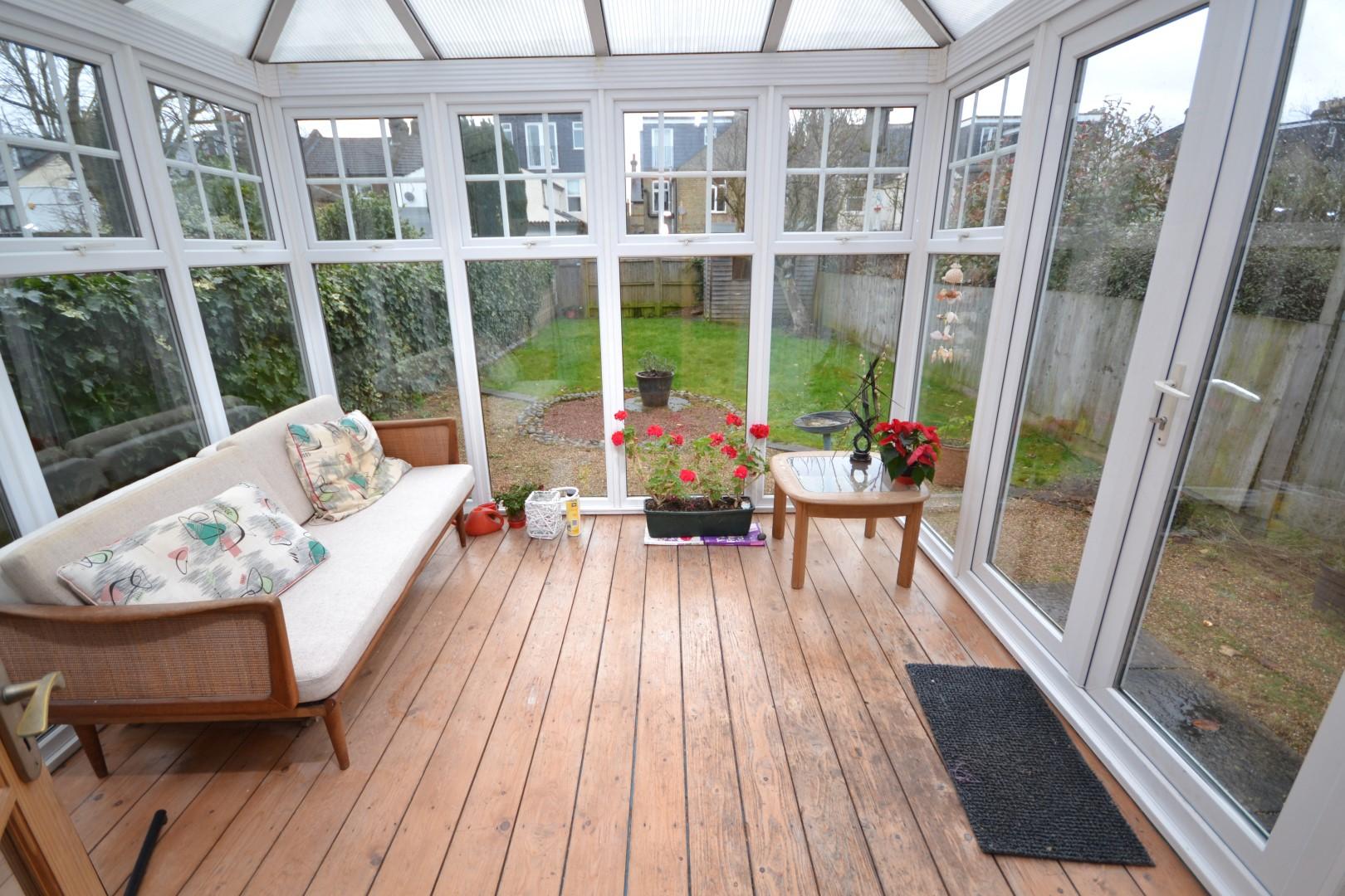 3 bedroom Detached House to rent - Martyn Gerrard