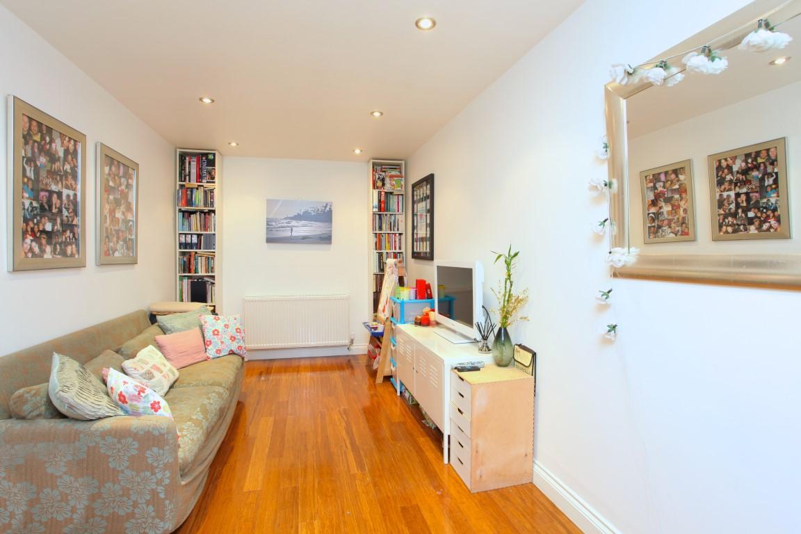 3 bedroom Terraced House to rent - Martyn Gerrard