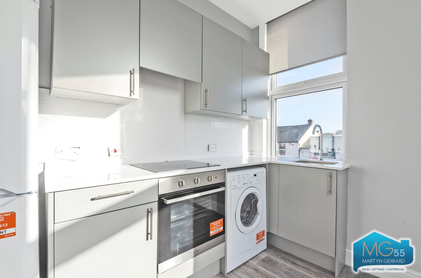 1 bedroom Apartment to rent - Martyn Gerrard