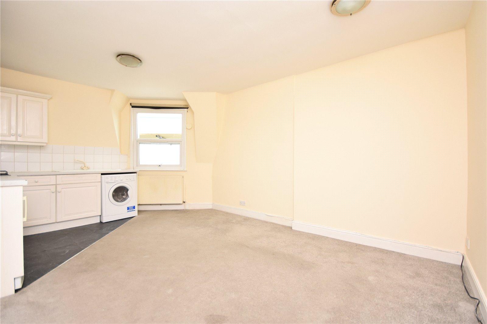 1 bedroom Apartment to rent - Martyn Gerrard
