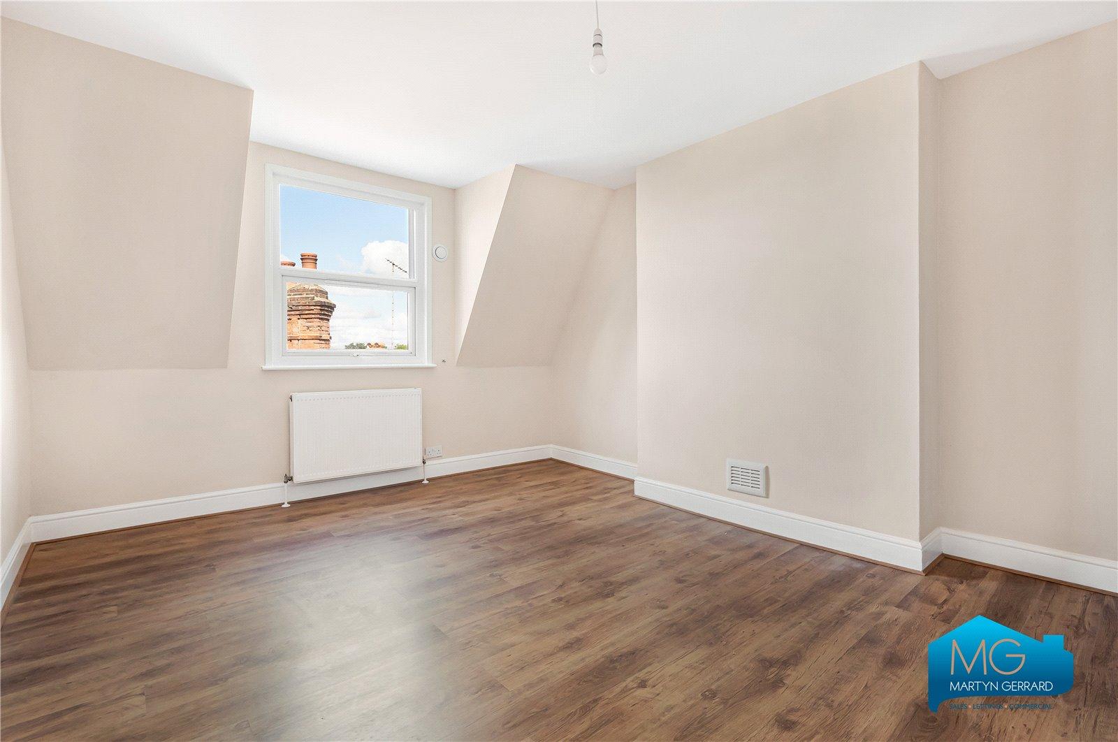 1 bedroom Apartment to rent - Martyn Gerrard