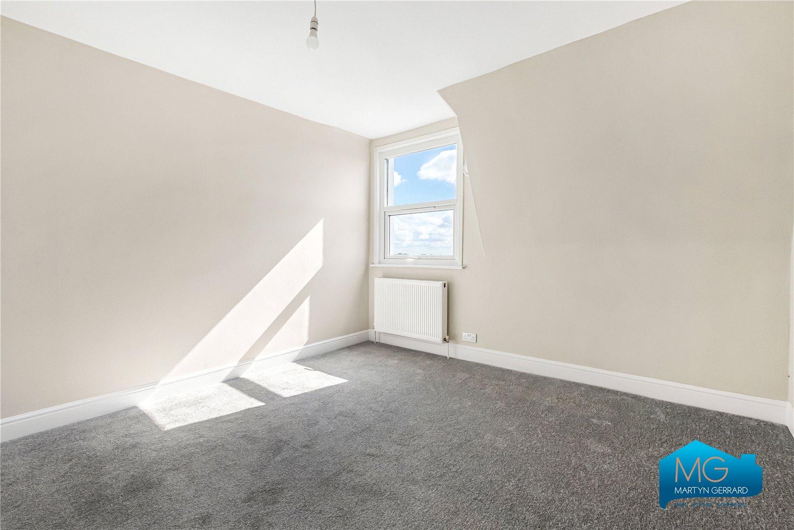 1 bedroom Apartment to rent - Martyn Gerrard