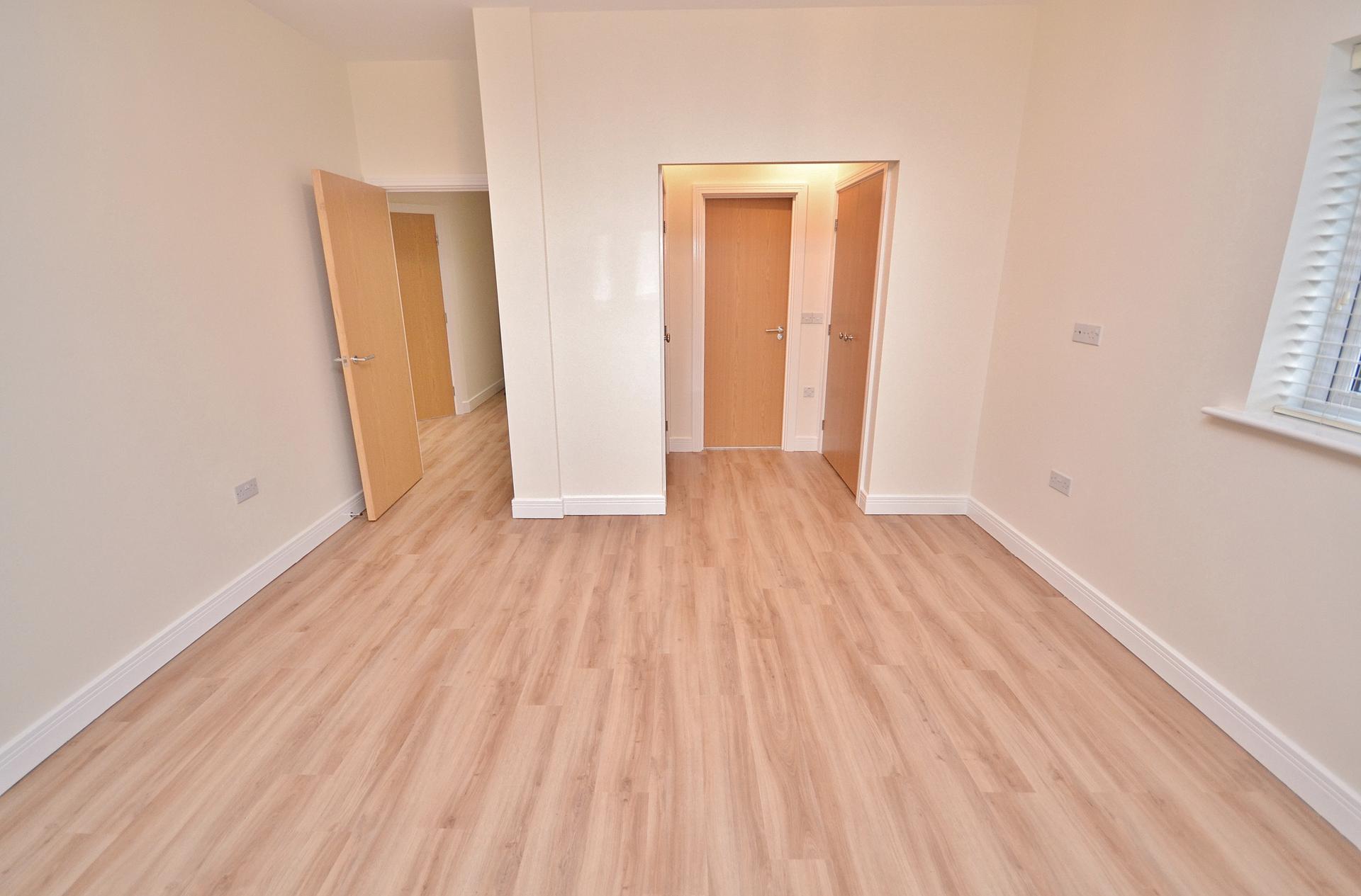 2 bedroom Apartment to rent - Martyn Gerrard