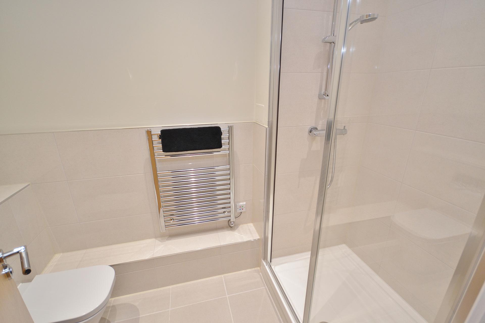 2 bedroom Apartment to rent - Martyn Gerrard
