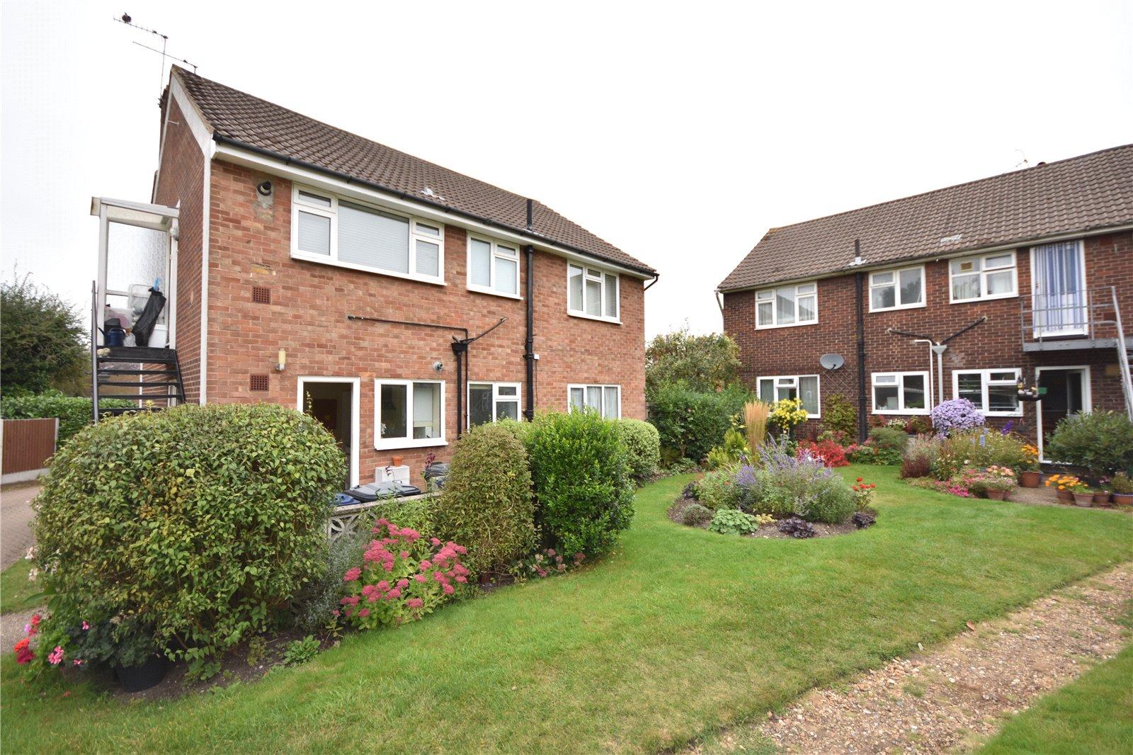 2 bedroom Ground Floor Flat to rent - Martyn Gerrard