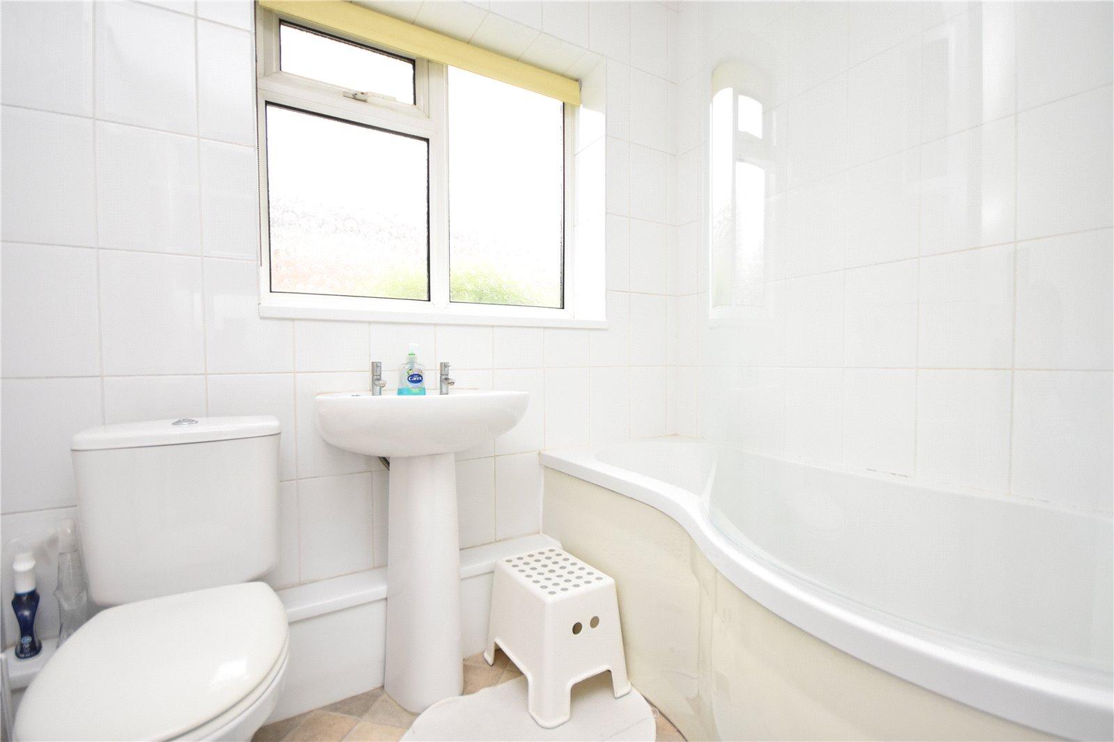 2 bedroom Ground Floor Flat to rent - Martyn Gerrard