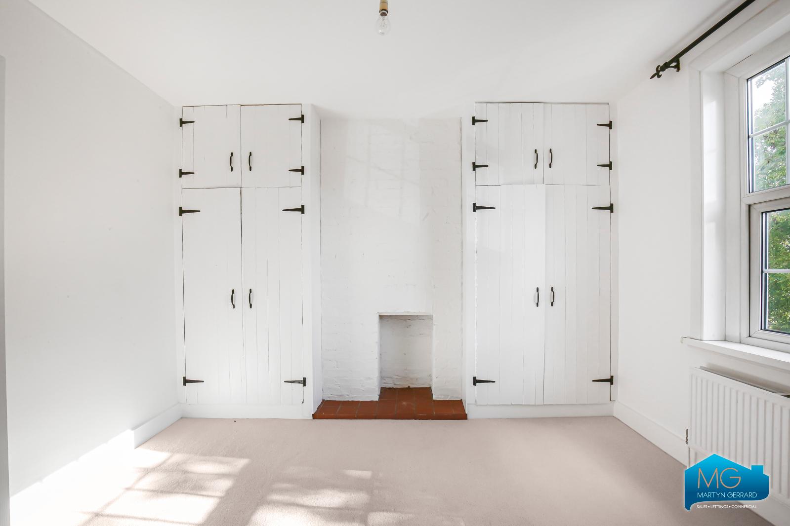 2 bedroom Terraced House to rent - Martyn Gerrard