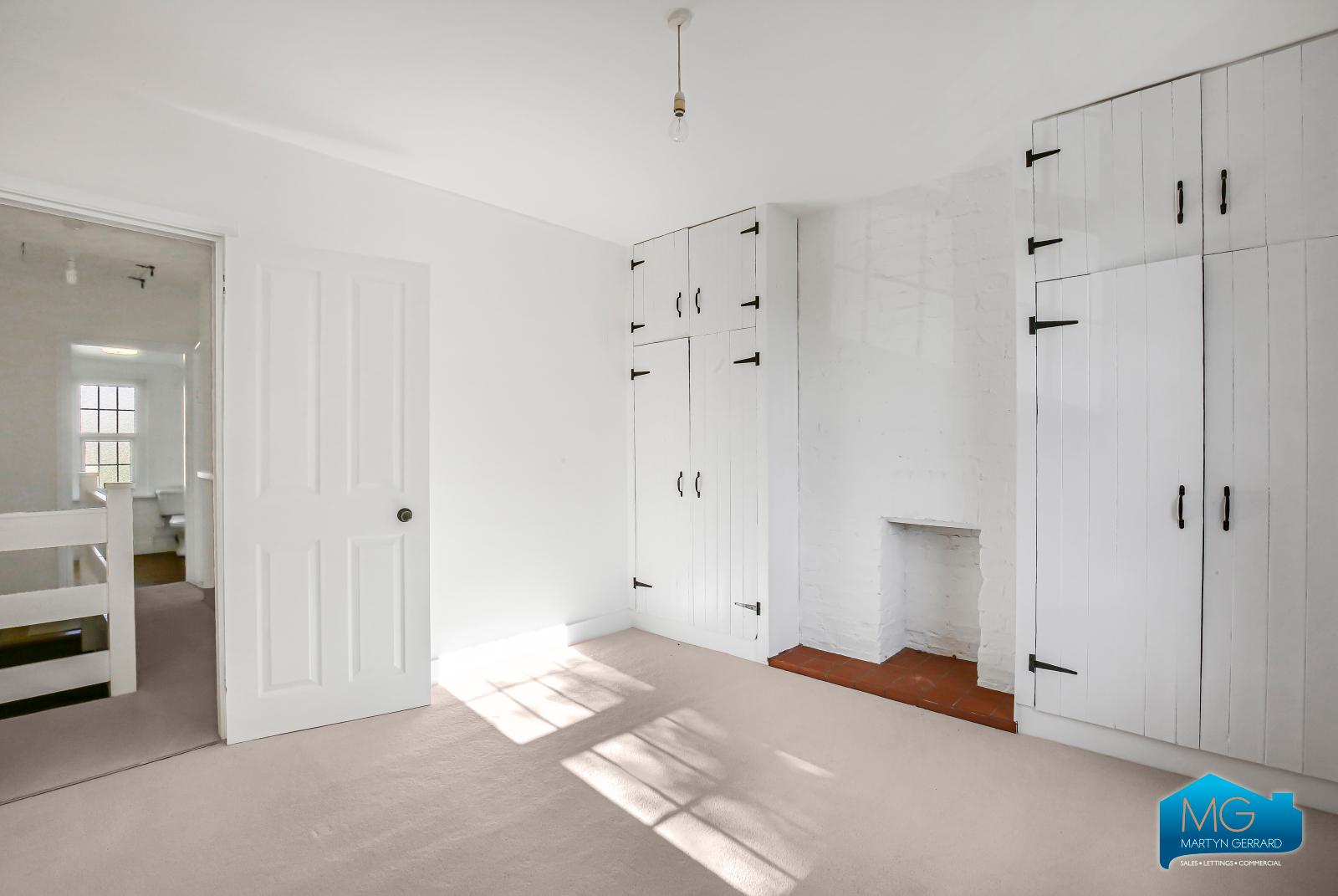 2 bedroom Terraced House to rent - Martyn Gerrard