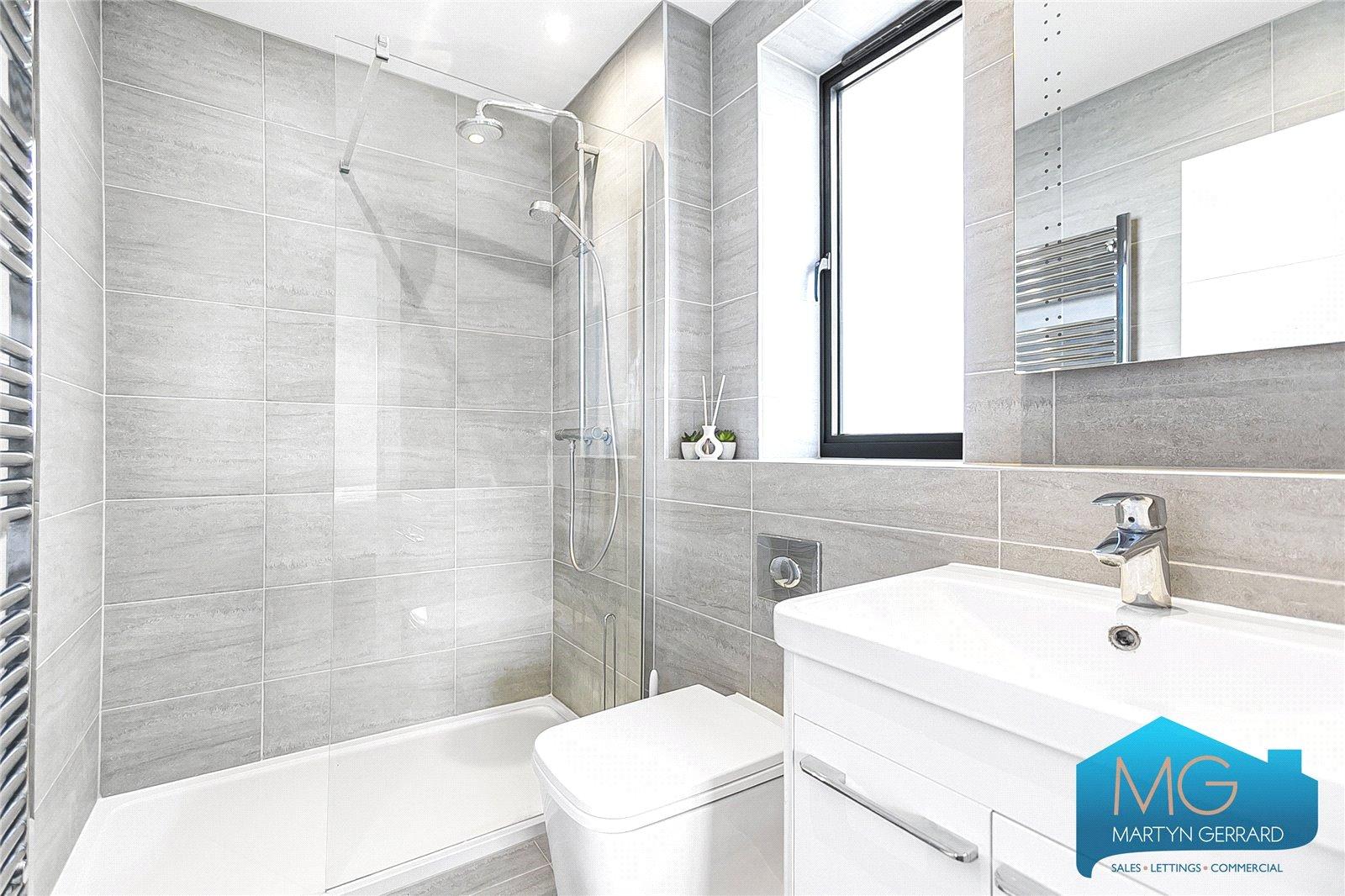 2 bedroom Apartment to rent - Martyn Gerrard