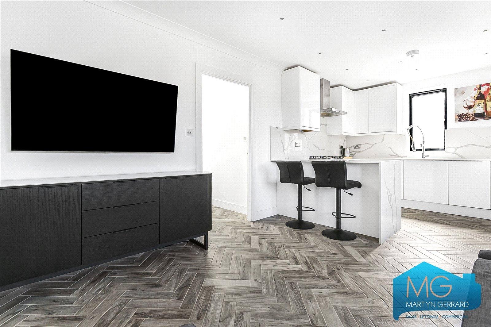 2 bedroom Apartment to rent - Martyn Gerrard