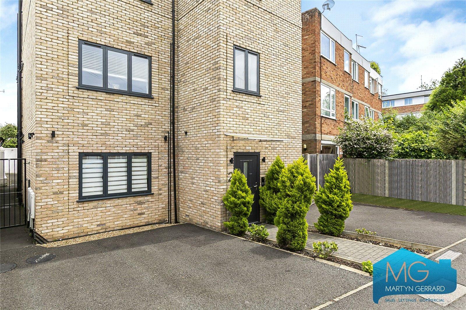 2 bedroom Apartment to rent - Martyn Gerrard