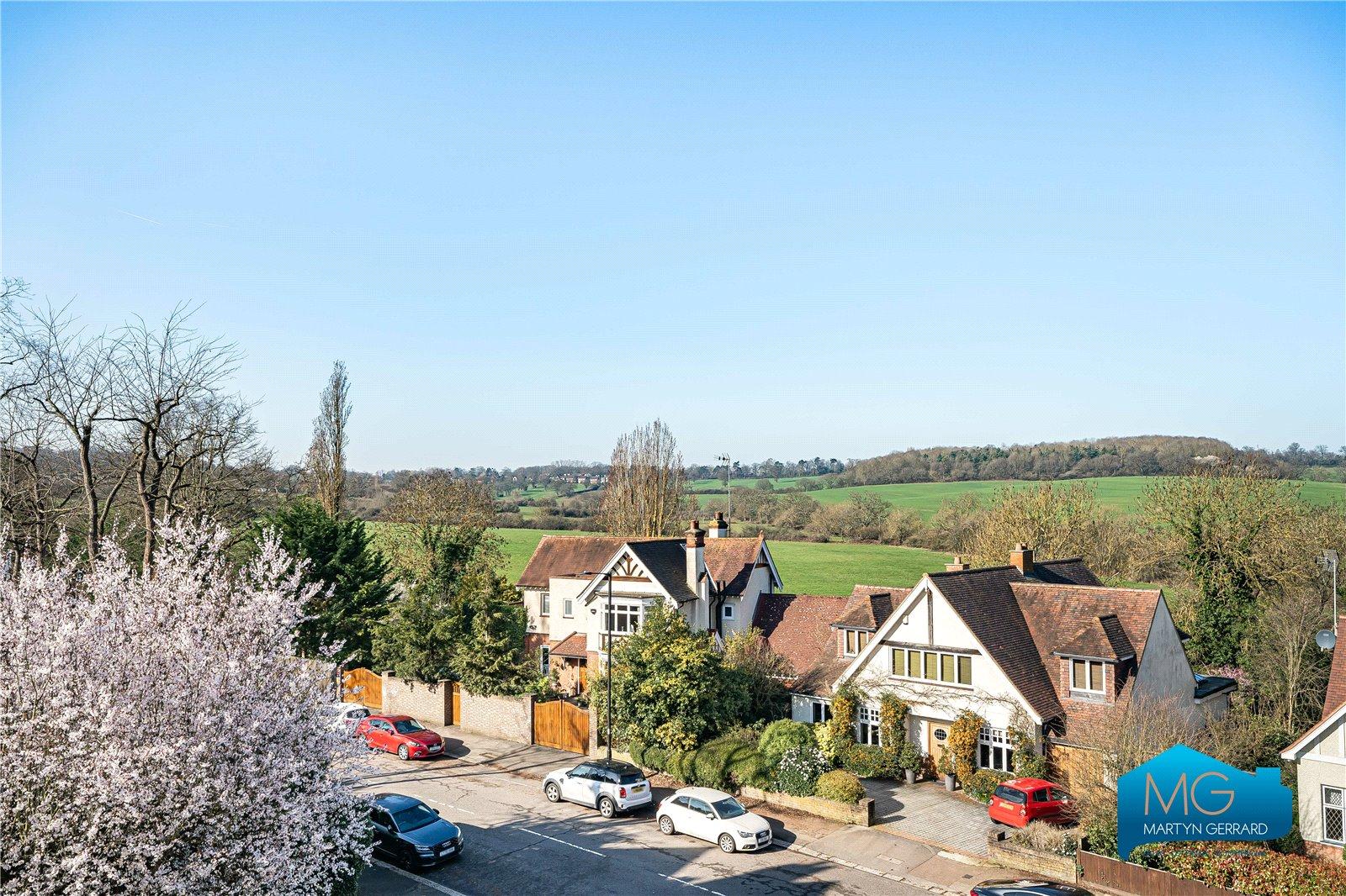 5 bedroom Semi-Detached House to rent - Martyn Gerrard