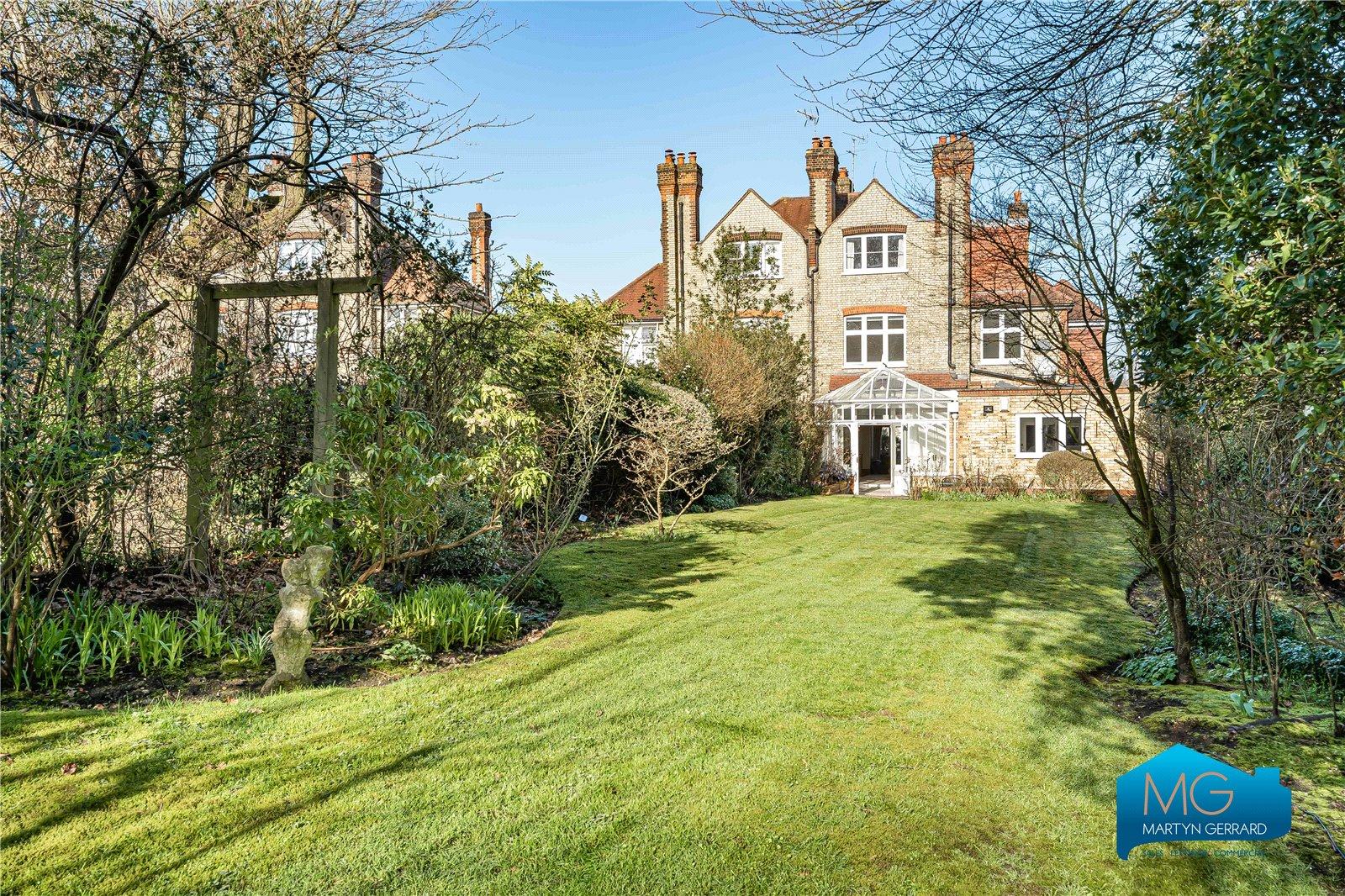 5 bedroom Semi-Detached House to rent - Martyn Gerrard