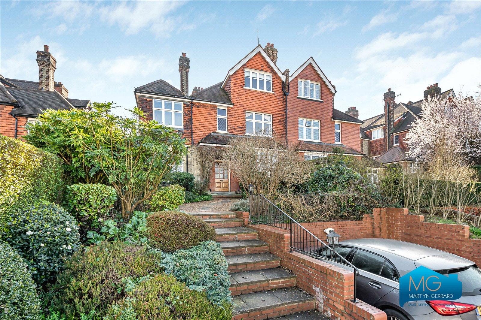 5 bedroom Semi-Detached House to rent - Martyn Gerrard
