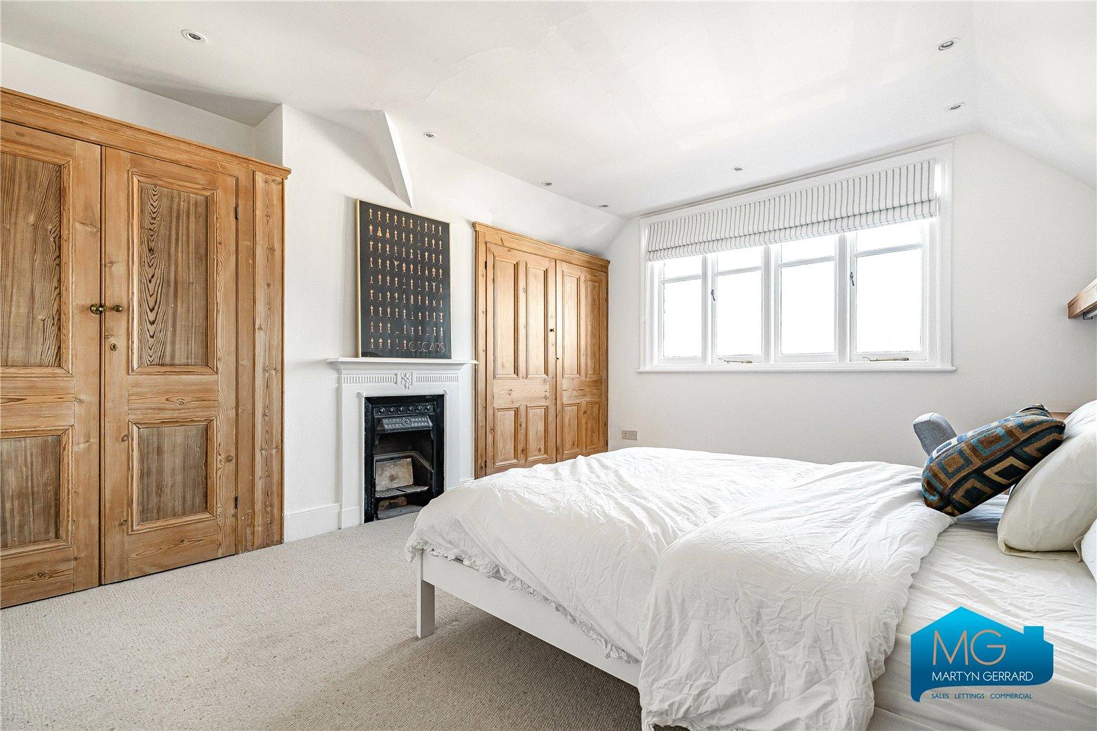 5 bedroom Semi-Detached House to rent - Martyn Gerrard