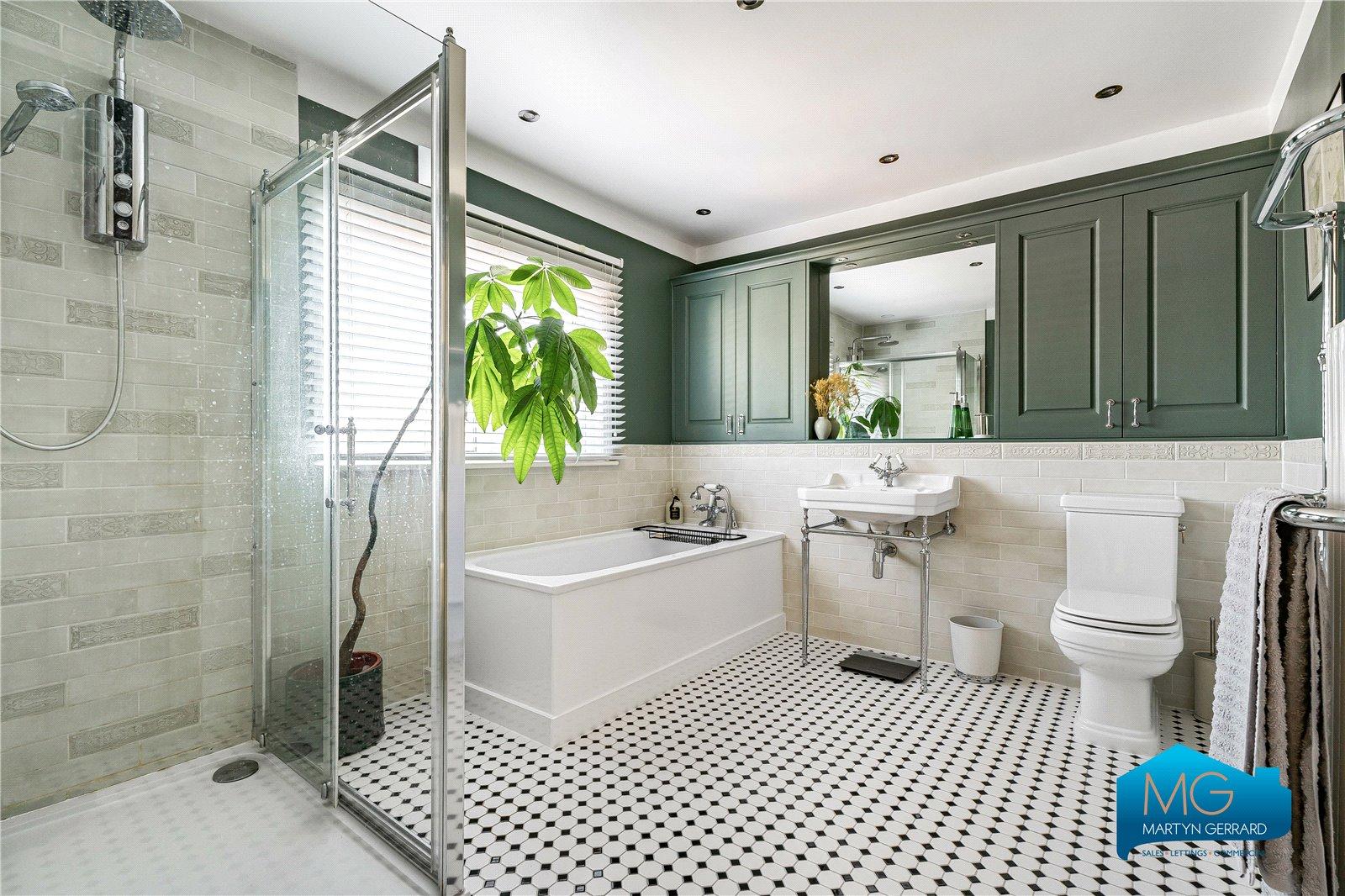 5 bedroom Semi-Detached House to rent - Martyn Gerrard