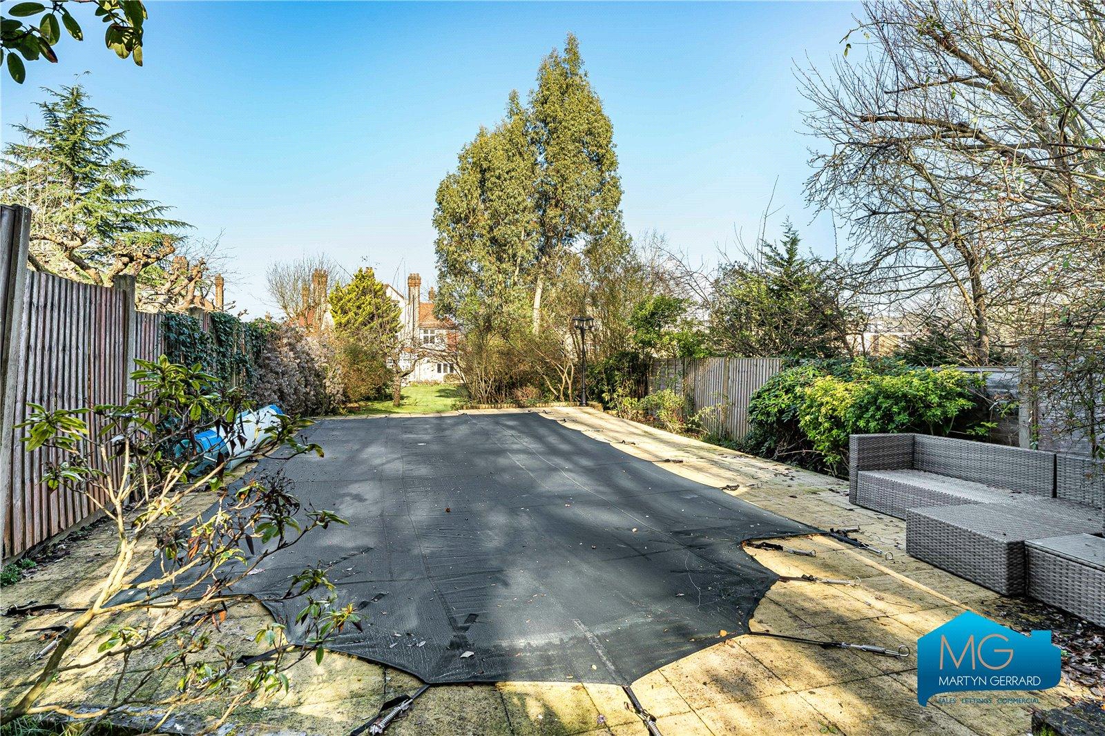 5 bedroom Semi-Detached House to rent - Martyn Gerrard