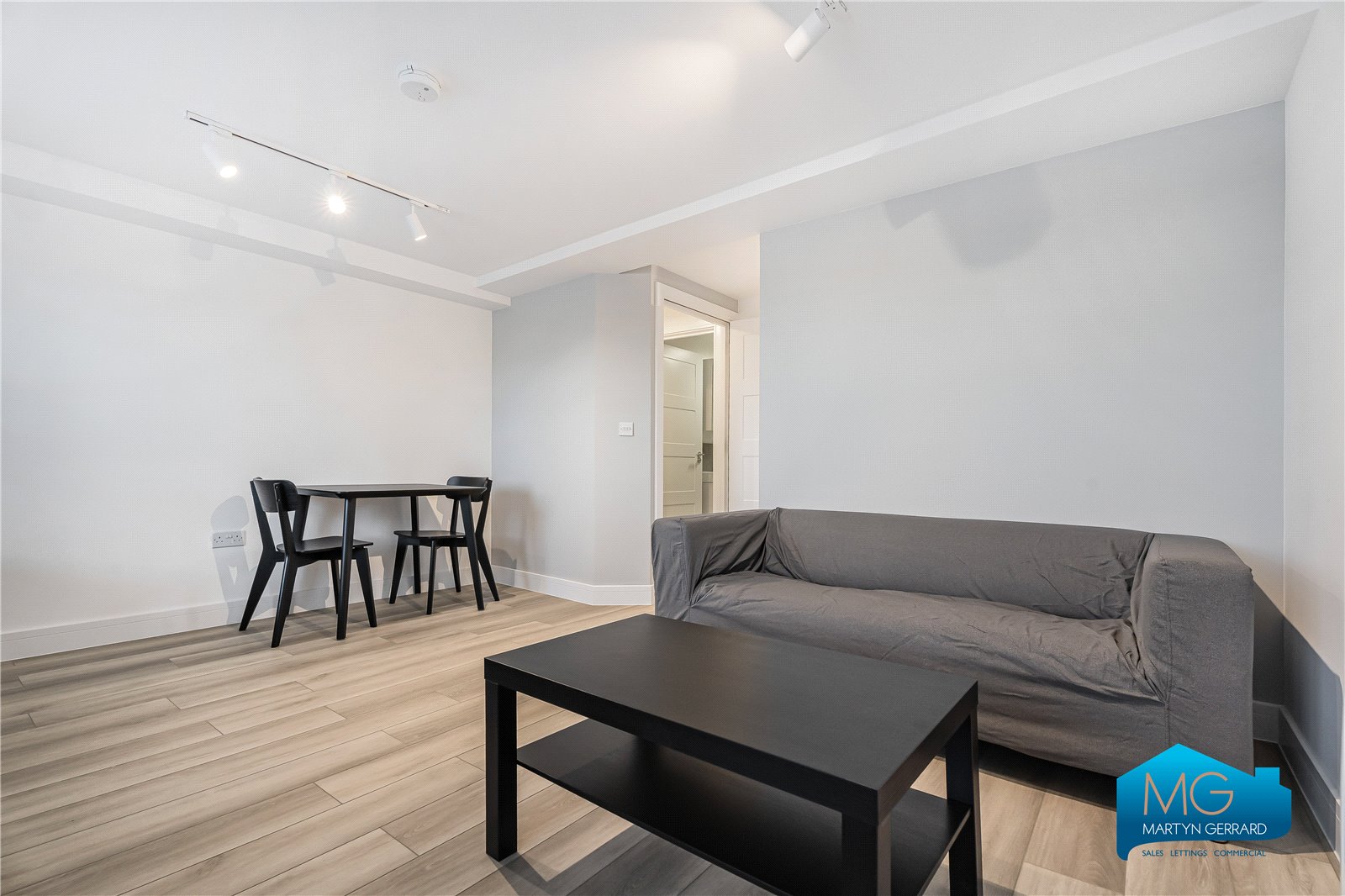 1 bedroom Apartment to rent - Martyn Gerrard