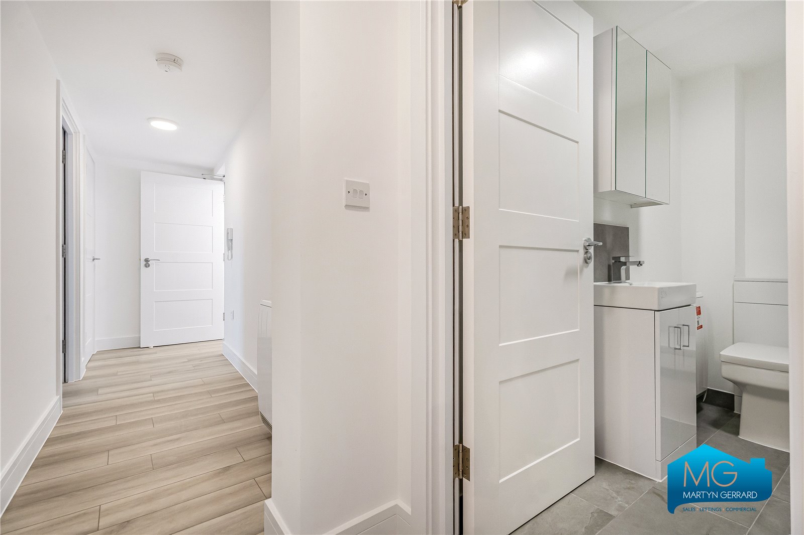 1 bedroom Apartment to rent - Martyn Gerrard
