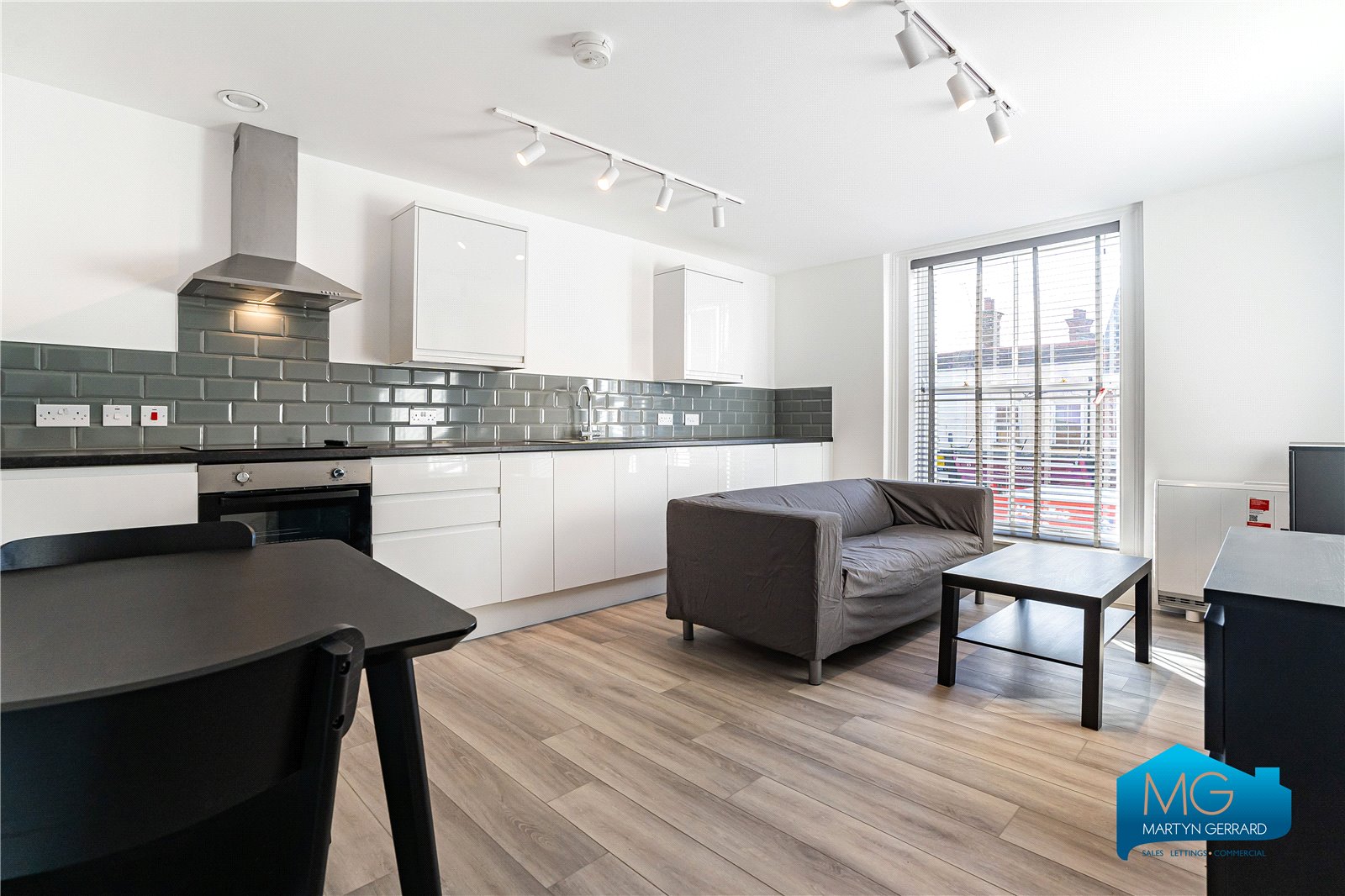 1 bedroom Apartment to rent - Martyn Gerrard