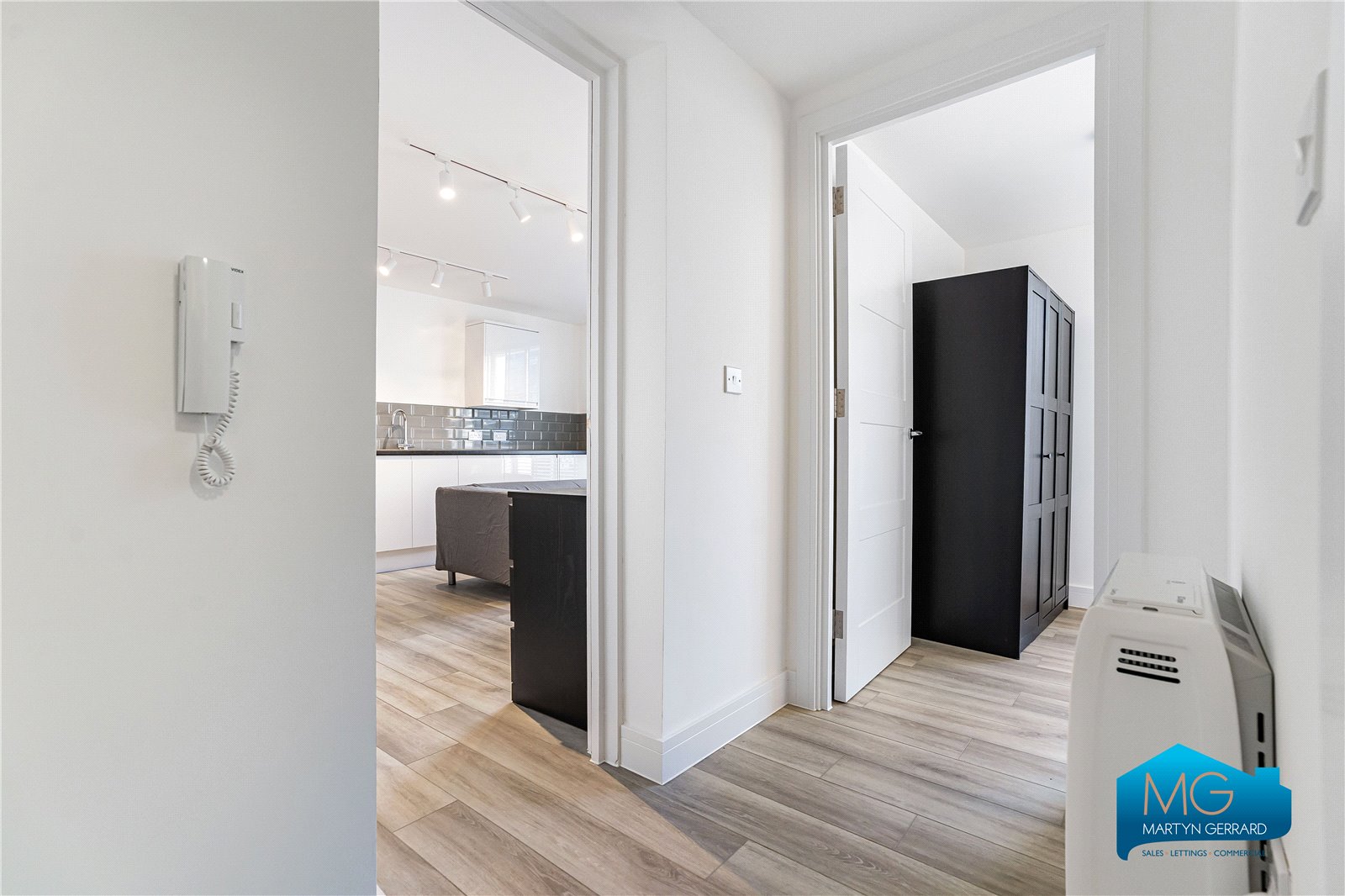 1 bedroom Apartment to rent - Martyn Gerrard