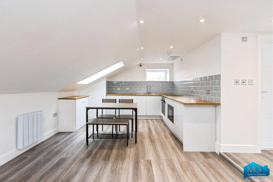 Apartment to rent - Martyn Gerrard
