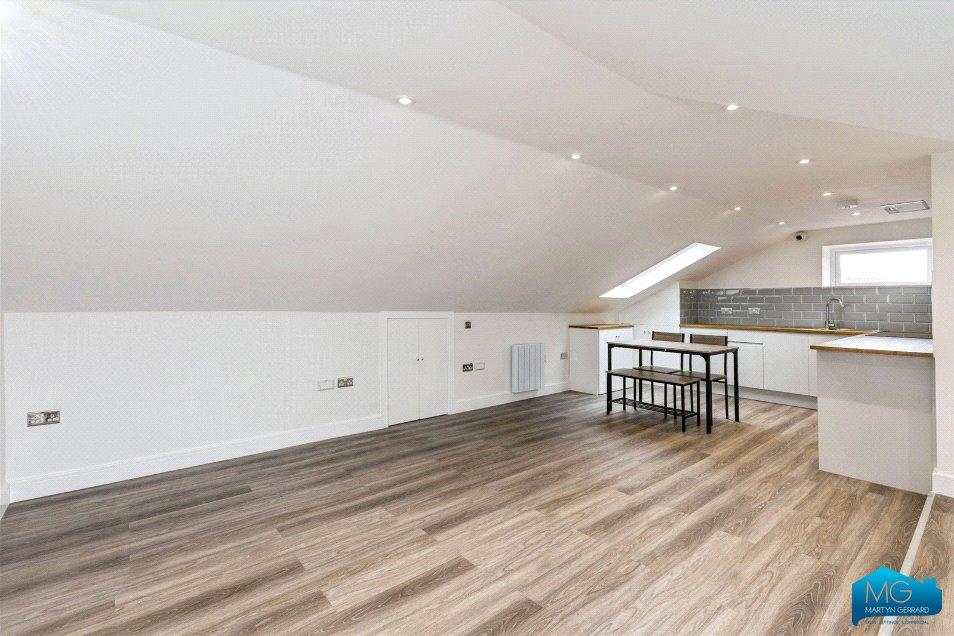 Apartment to rent - Martyn Gerrard