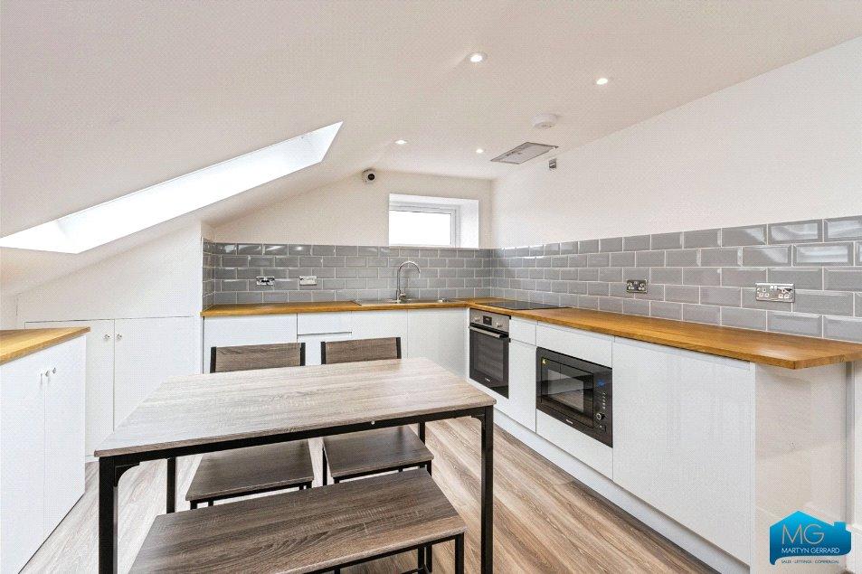 Apartment to rent - Martyn Gerrard