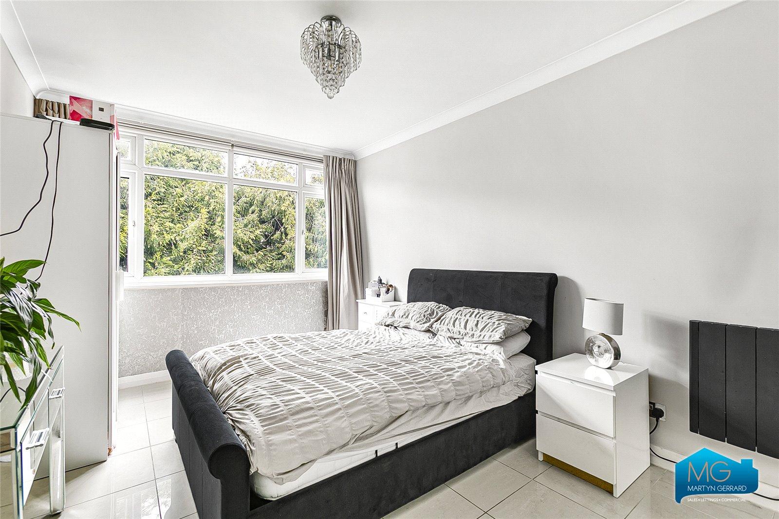 1 bedroom Apartment to rent - Martyn Gerrard